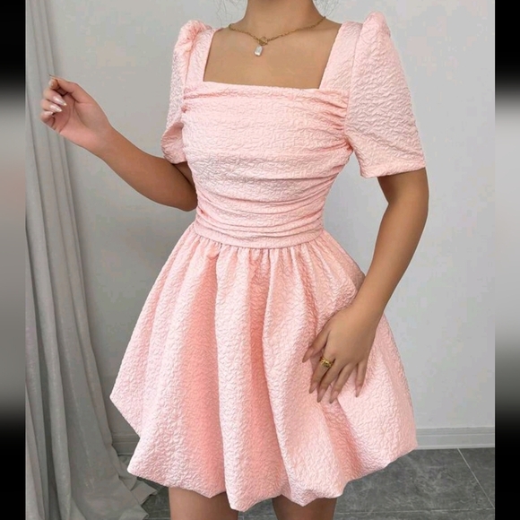 Women's Valentine's Day Pink Jacquard Ruched Short Sleeve Mini Dress - Picture 3 of 4